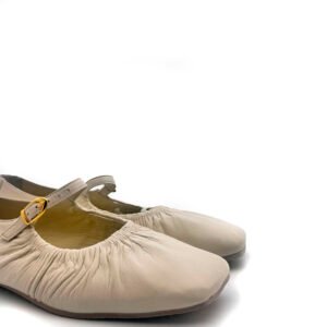 Baleta Laura en cuero beige