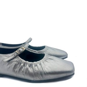 Baleta Laura en cuero plateado