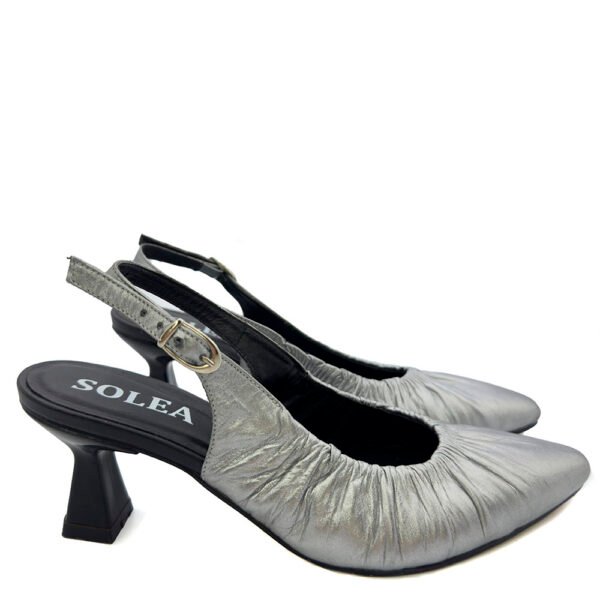 Stilletto Mia en cuero plata